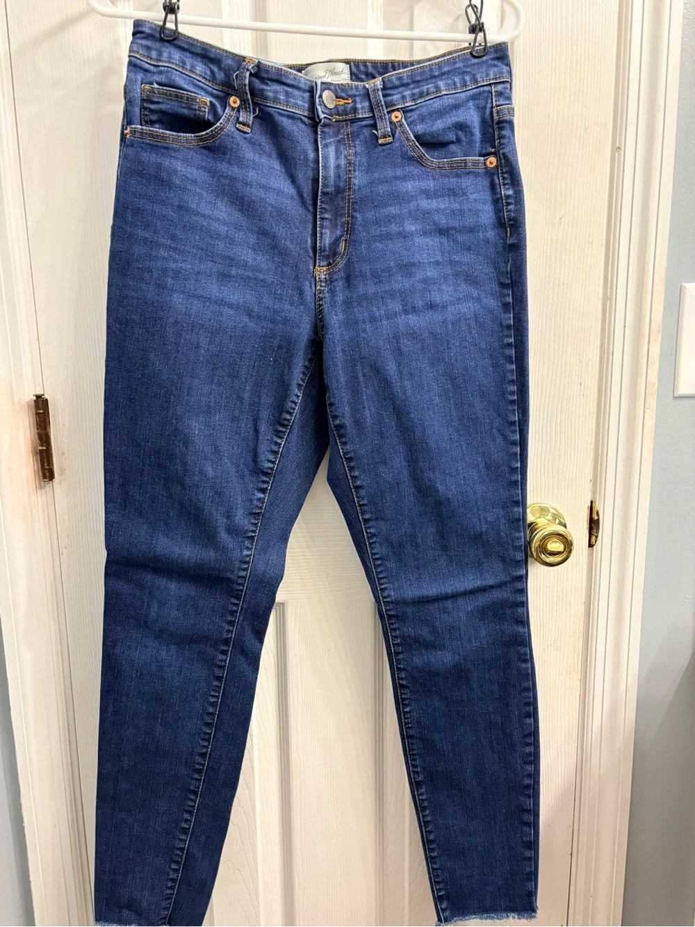 Universal Thread Dark Blue Skinny Jeans